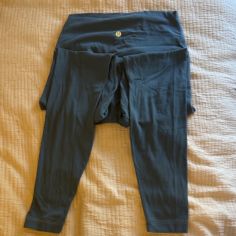 Lululemon Align Leggings- near perfect condition